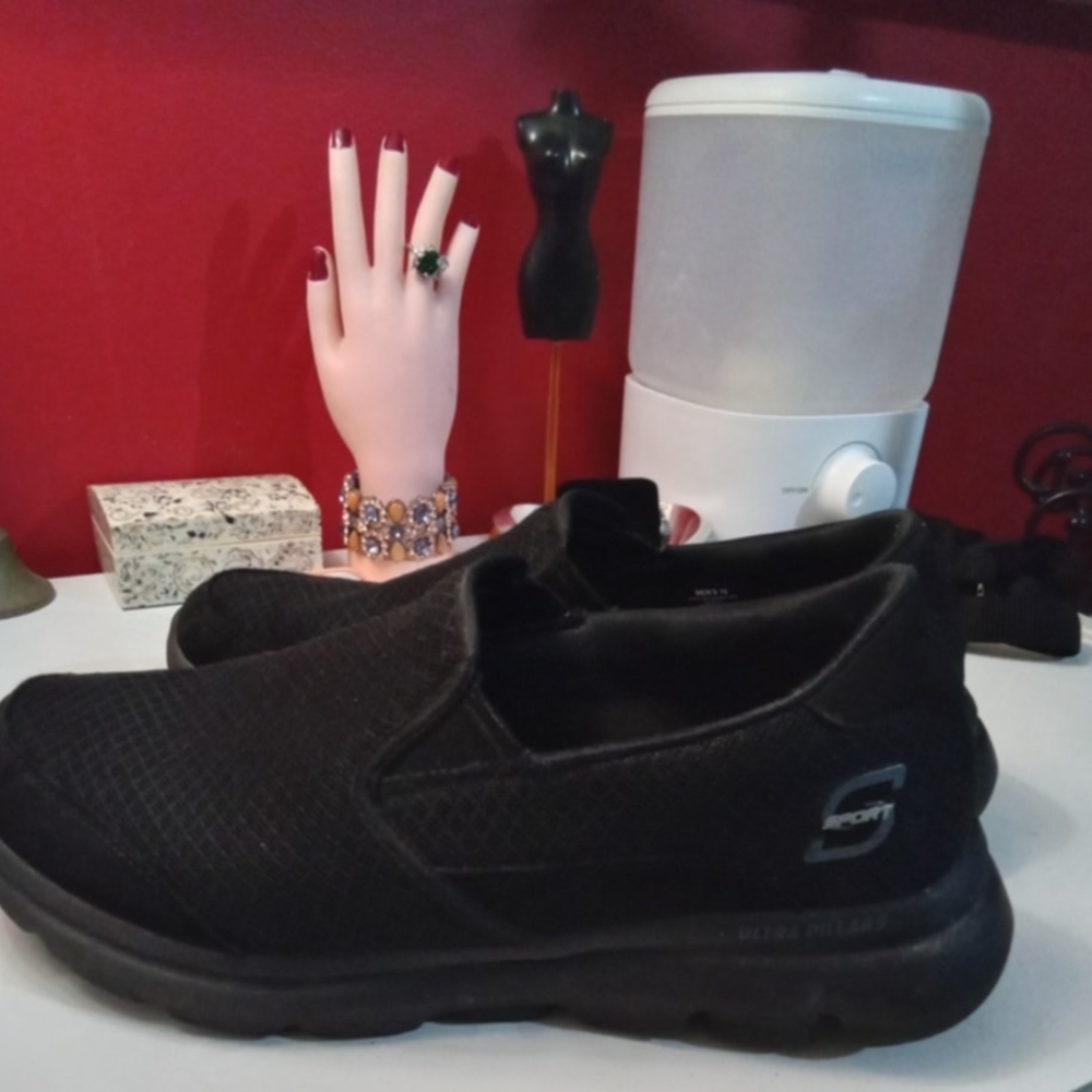 Skechers Black Slip-On Loafers with Breathable Design - Picture 3 of 9